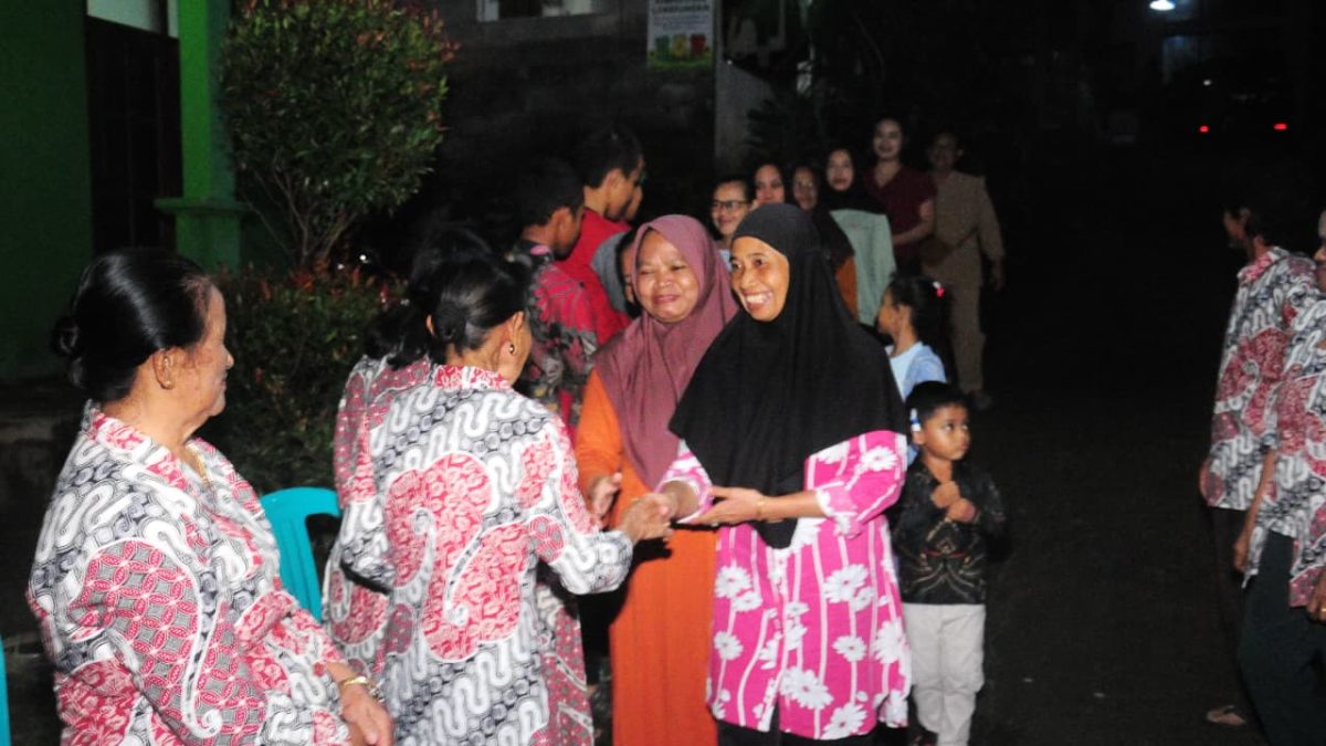 Natalan Bersama Masyarakat Sekitar: Merawat Persaudaraan dalam Bhinneka Tunggal Ika